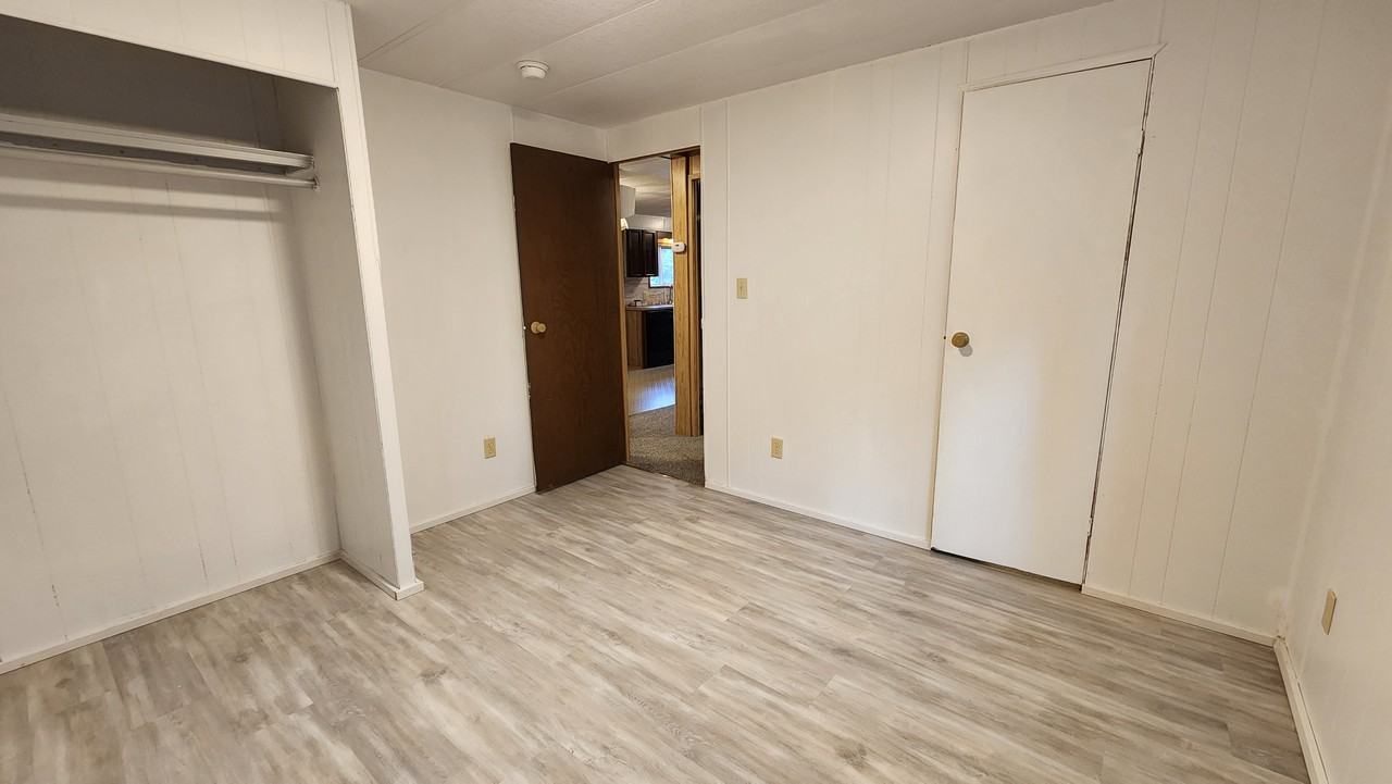 41 East Pickering Place - Photo 5 of 9