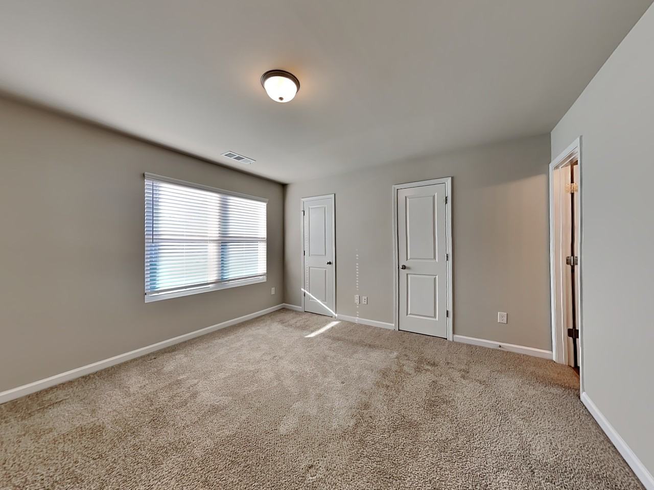 2152 Belmont Cir - Photo 6 of 20