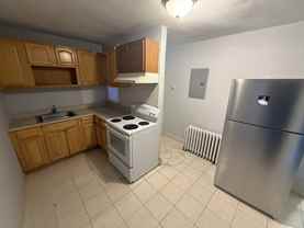 220 Court Ave - Photo 1 of 1