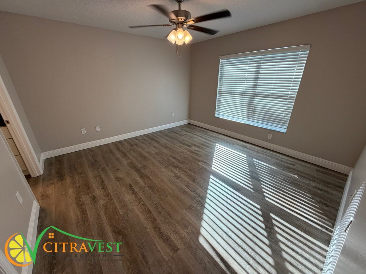 3484 West Hampshire Boulevard - Photo 5 of 12