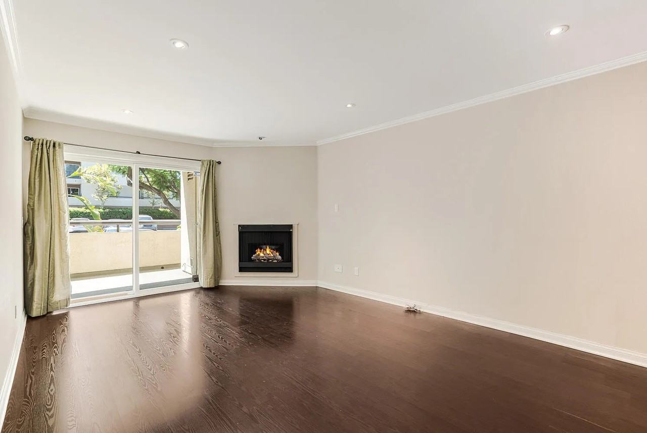 21500 Burbank Boulevard #107 - Photo 4 of 11