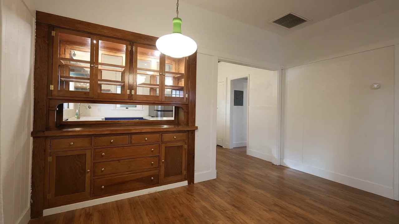 3624 34th Street - Photo 6 of 18