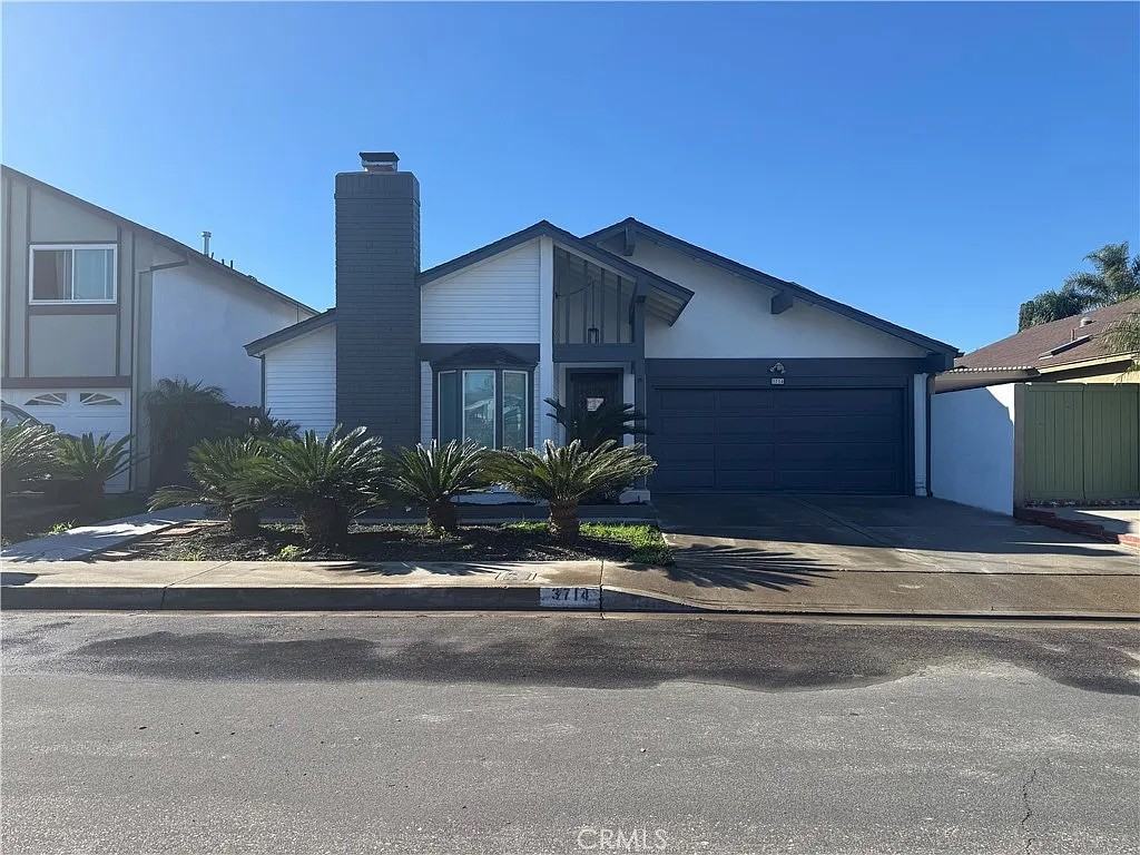 3714 South Parton Street - Photo 5 of 40