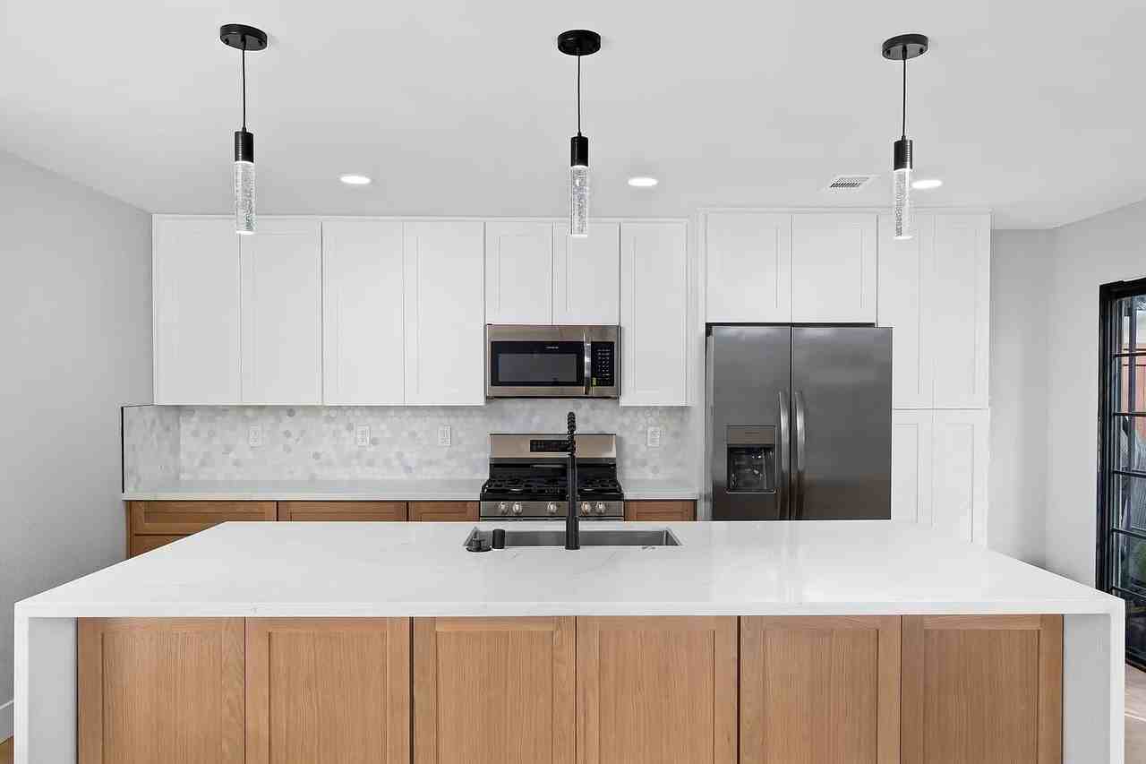 1527 Apache Drive #D - Photo 7 of 34