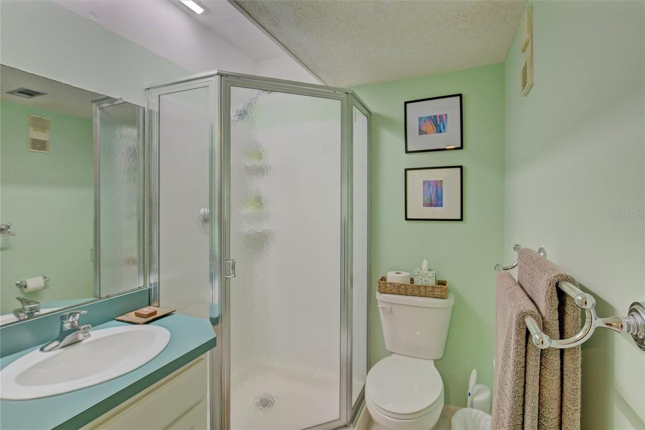 308 Mariner Drive #308 - Photo 3 of 18