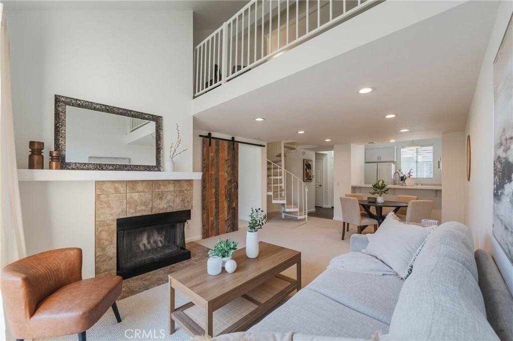 20251 Cape Coral Ln - Photo 6 of 9