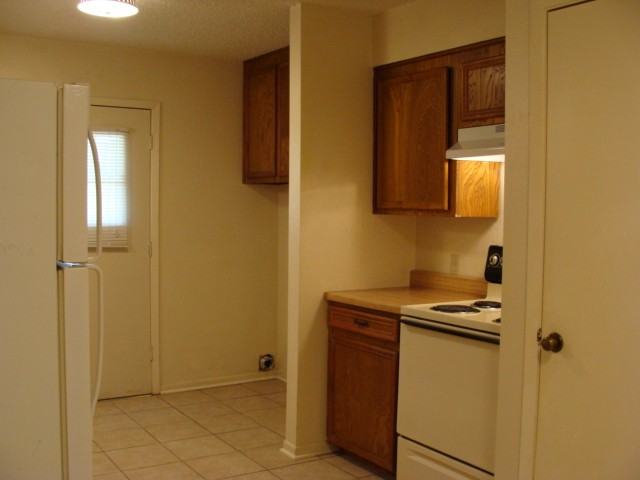 2327 Briarwood Drive - Photo 3 of 6