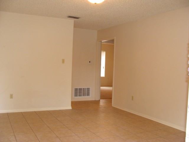 2327 Briarwood Drive - Photo 4 of 6