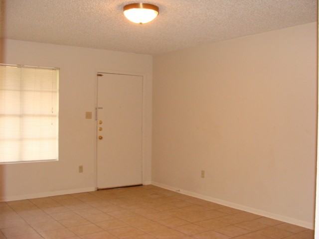 2327 Briarwood Drive - Photo 5 of 6