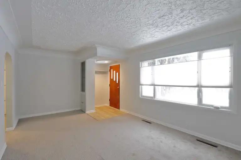 3233 Ortona Street - Photo 3 of 25