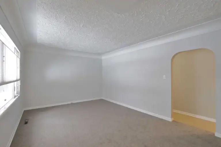 3233 Ortona Street - Photo 4 of 25