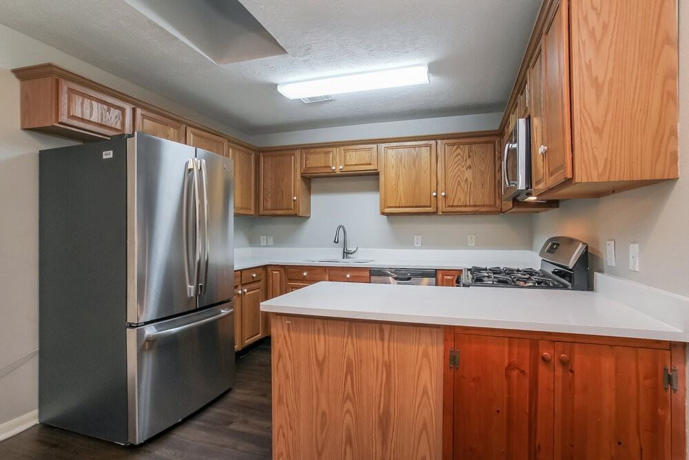 22215 Nobles Crossing Dr - Photo 6 of 16