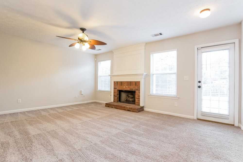 4021 Plantation Mill Drive - Photo 3 of 16