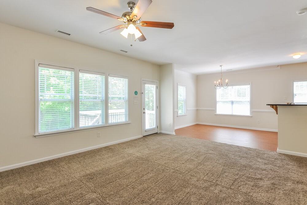 180 Willowbrook Circle - Photo 4 of 17