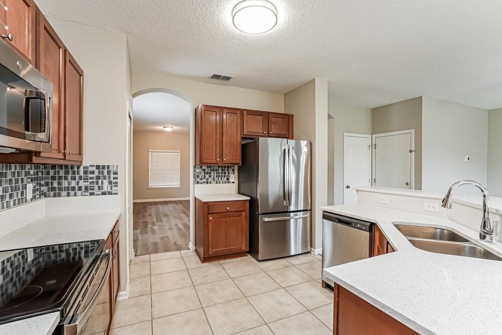 2884 Woodstone Drive - Photo 7 of 17