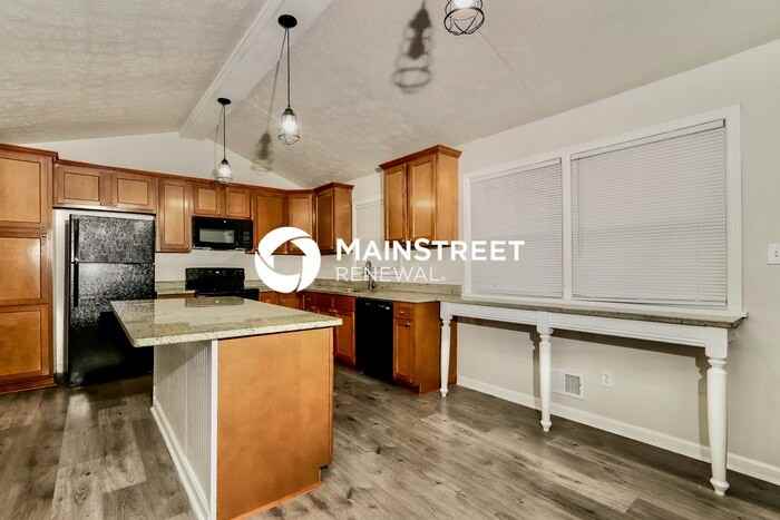 9104 Royal Oak Dr - Photo 5 of 16