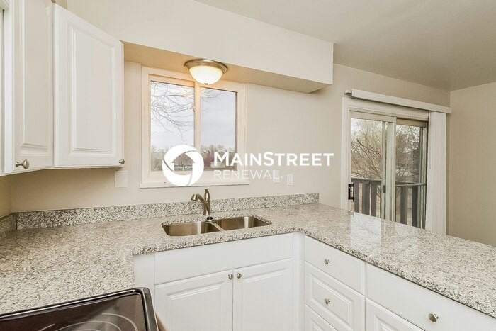 1430 Luna Vista St - Photo 6 of 17