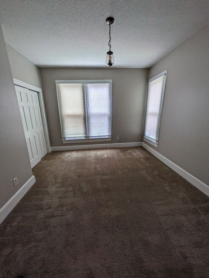 317 3rd Street Northwest #4 - Photo 7 of 8