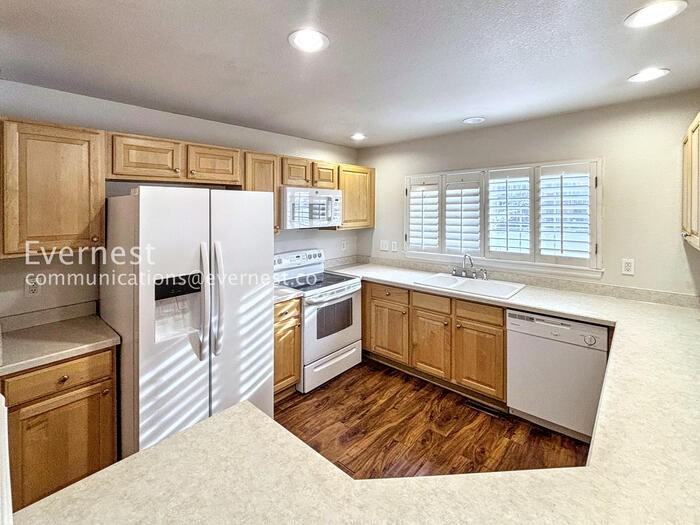 6249 Trailhead Rd - Photo 7 of 42