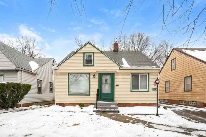 15507 Cloverside Avenue