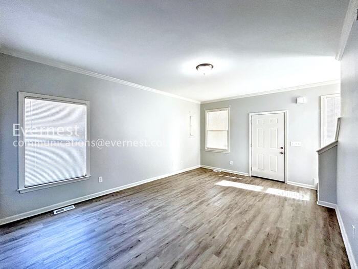 677 Smith St Sw - Photo 7 of 24