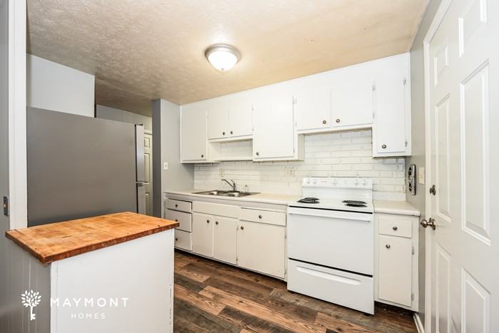 11720 Elkwood Dr - Photo 7 of 11