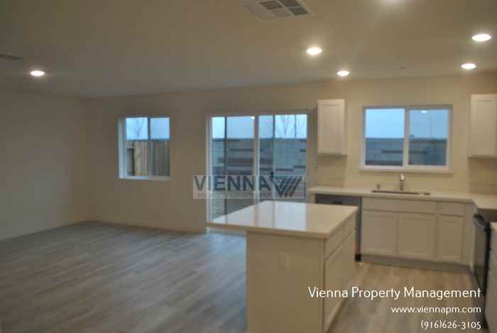 8144 Whippersnapper Way - Photo 3 of 30