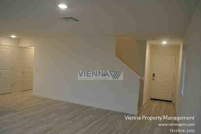 8144 Whippersnapper Way - Photo 6 of 30