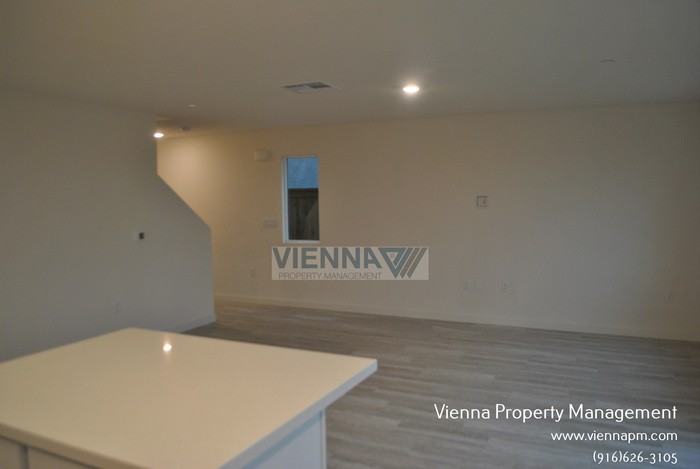 8144 Whippersnapper Way - Photo 7 of 30