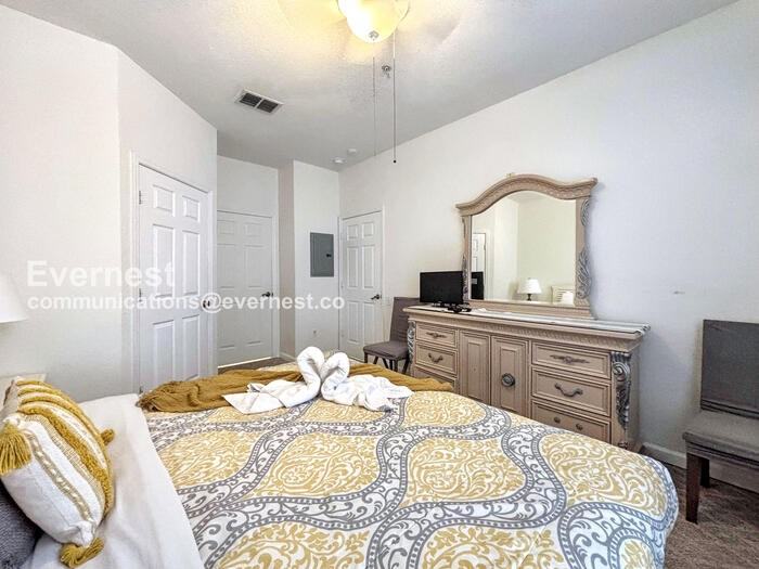 8107 Coconut Palm Way #202 - Photo 6 of 19