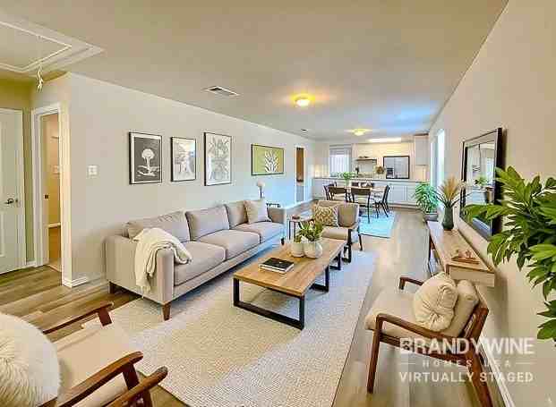 7018 Winding Shelf - Photo 2 of 24