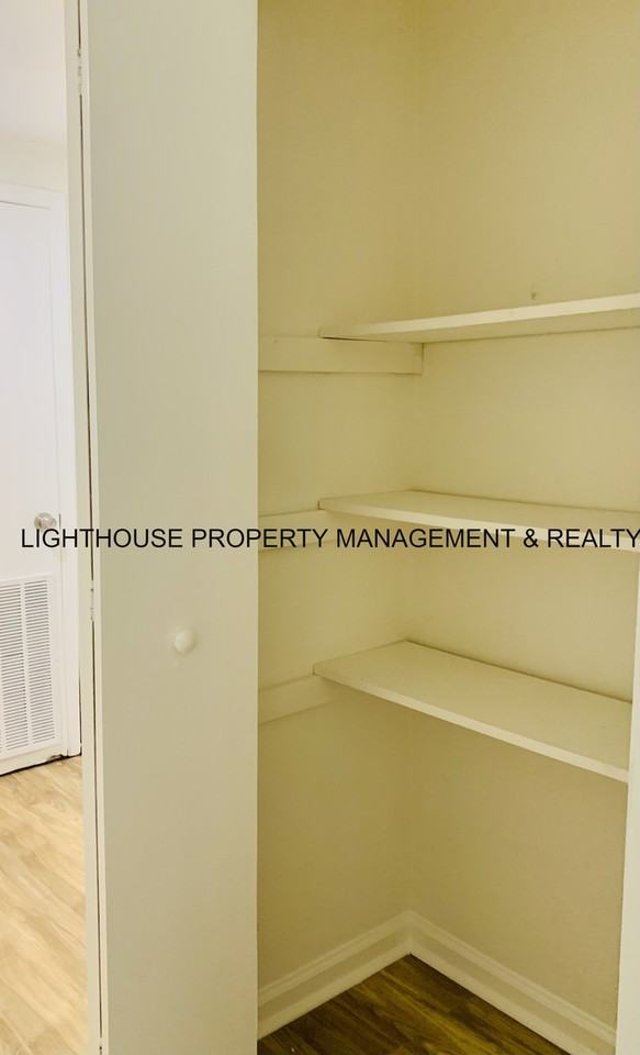 2414 Lantana Ave - Photo 6 of 22