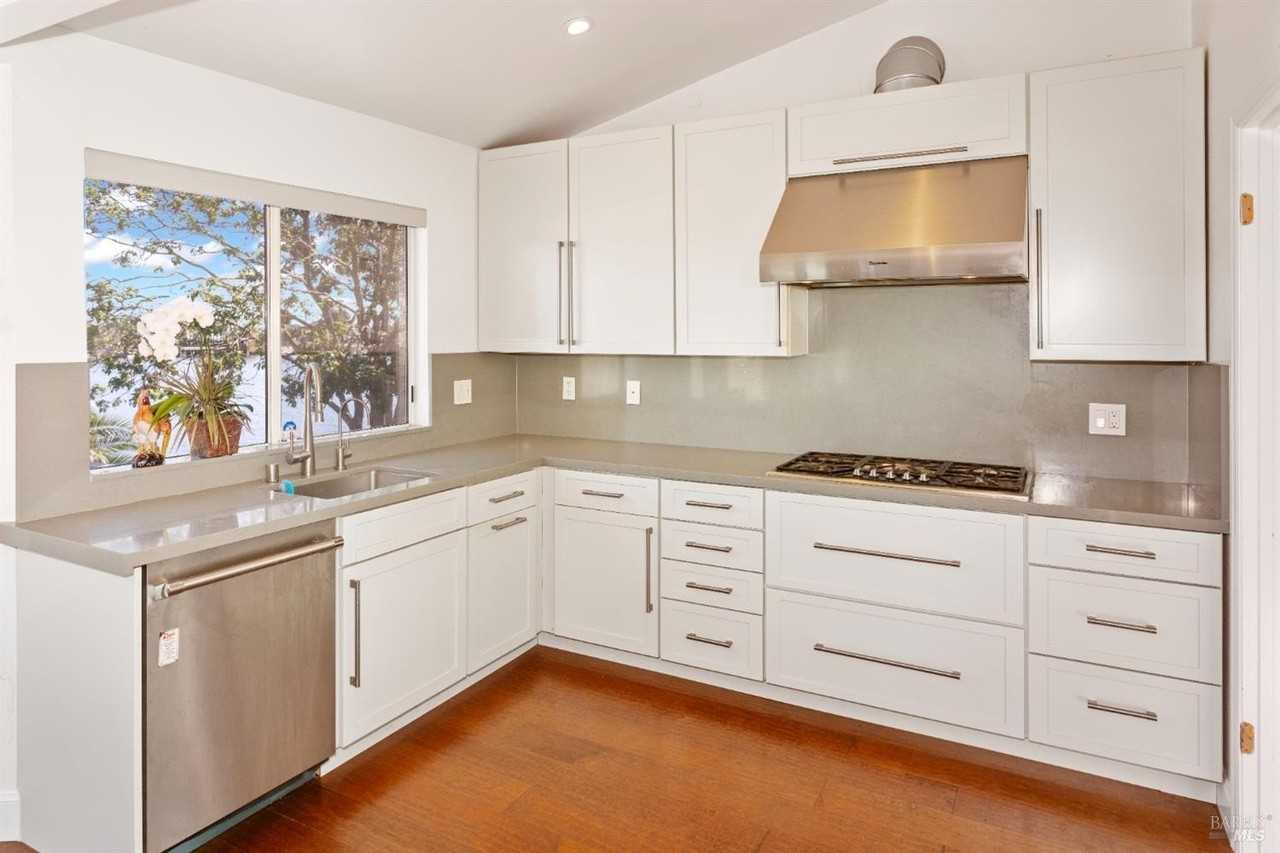 8 Caribe Isle - Photo 4 of 21