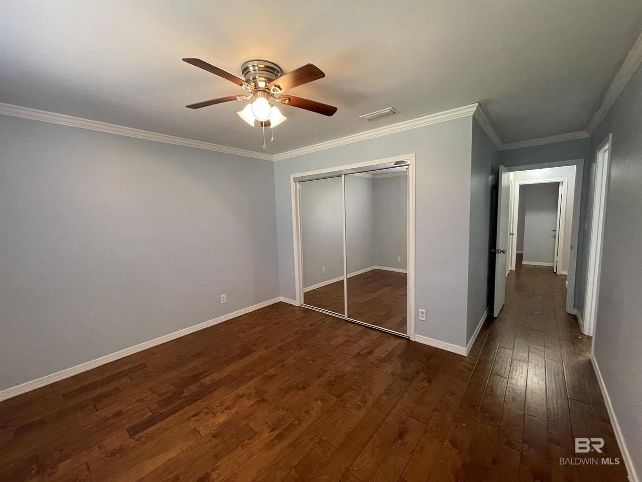 353 South School Street - Photo 7 of 23