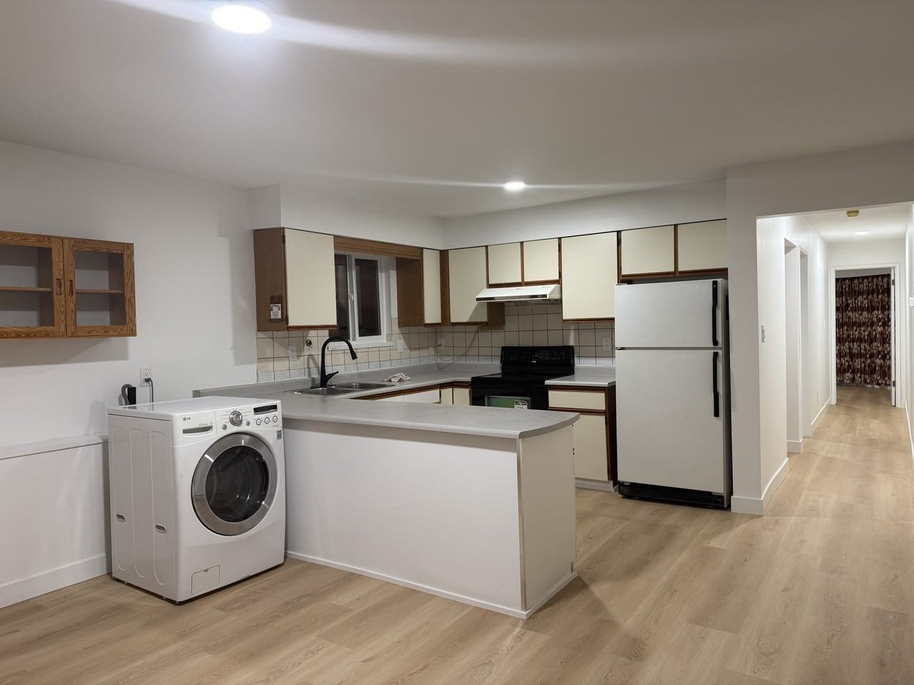 2215 East 51st Avenue #1 - Photo 3 of 6