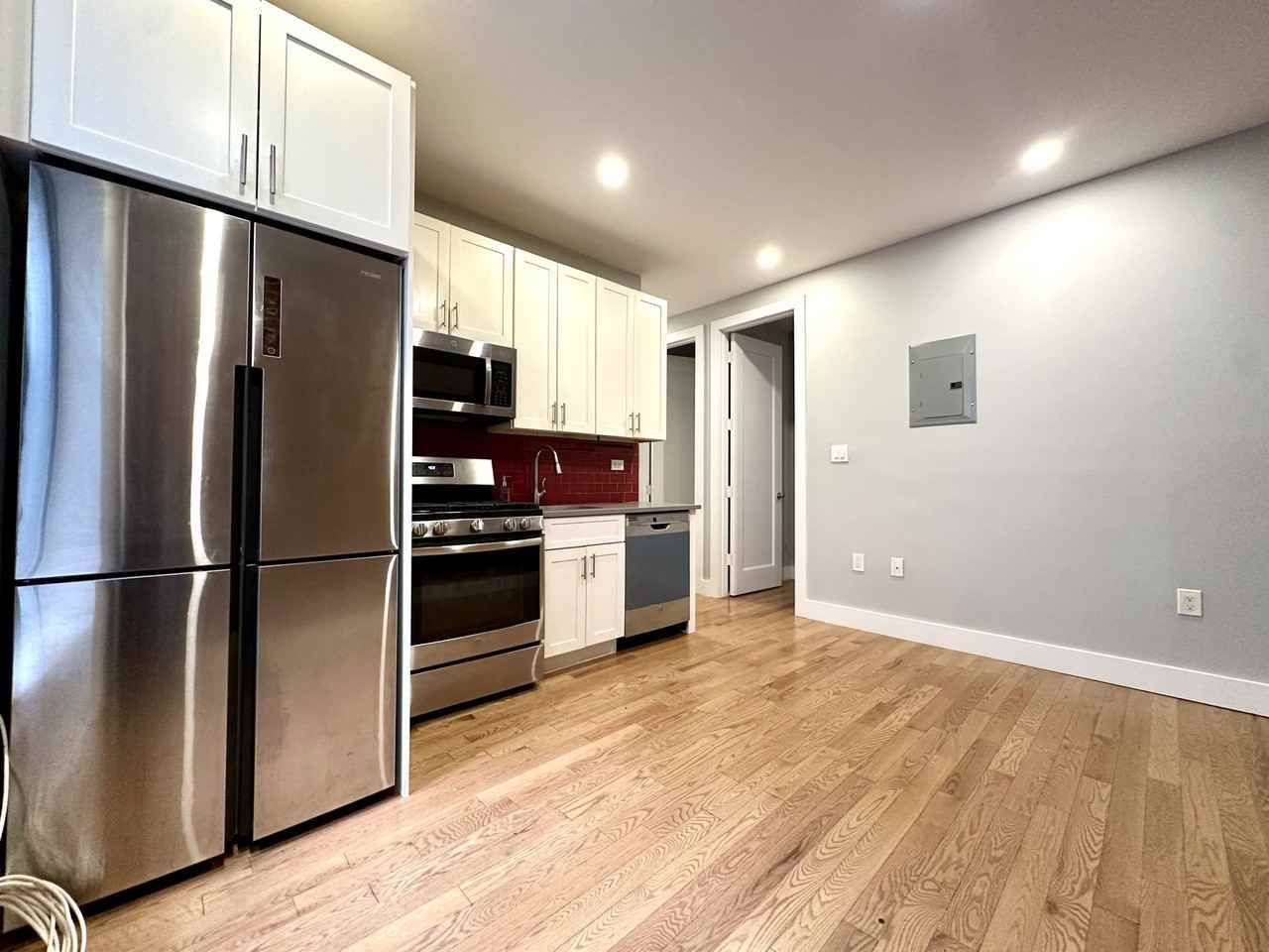 121 Vermilyea Avenue #LF - Photo 3 of 10