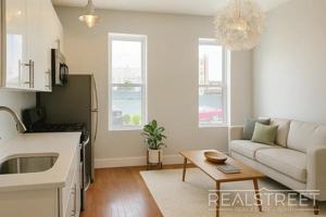 featured image of 2372 Pacific Street #1F