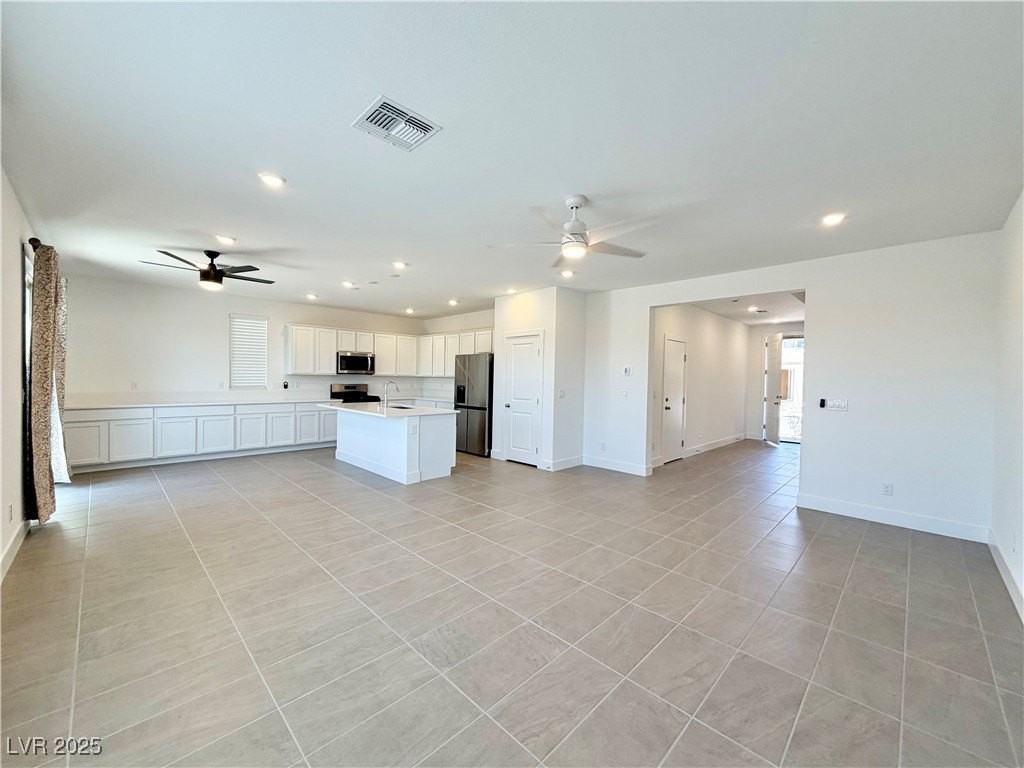 5833 Marigold Sunset Court - Photo 7 of 39