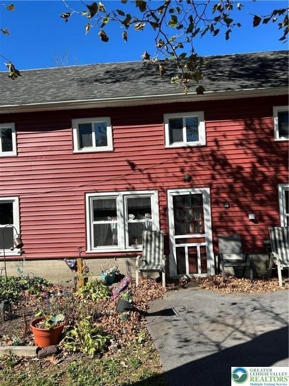 1141 Fox Gap Road - Photo 2 of 15