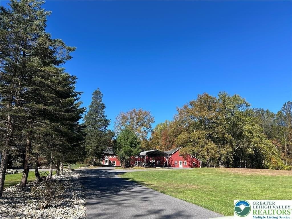 1141 Fox Gap Road - Photo 4 of 15