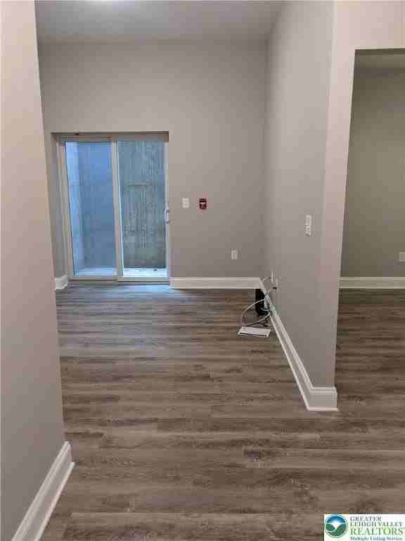 134 East Broad Street #B6 - Photo 4 of 7