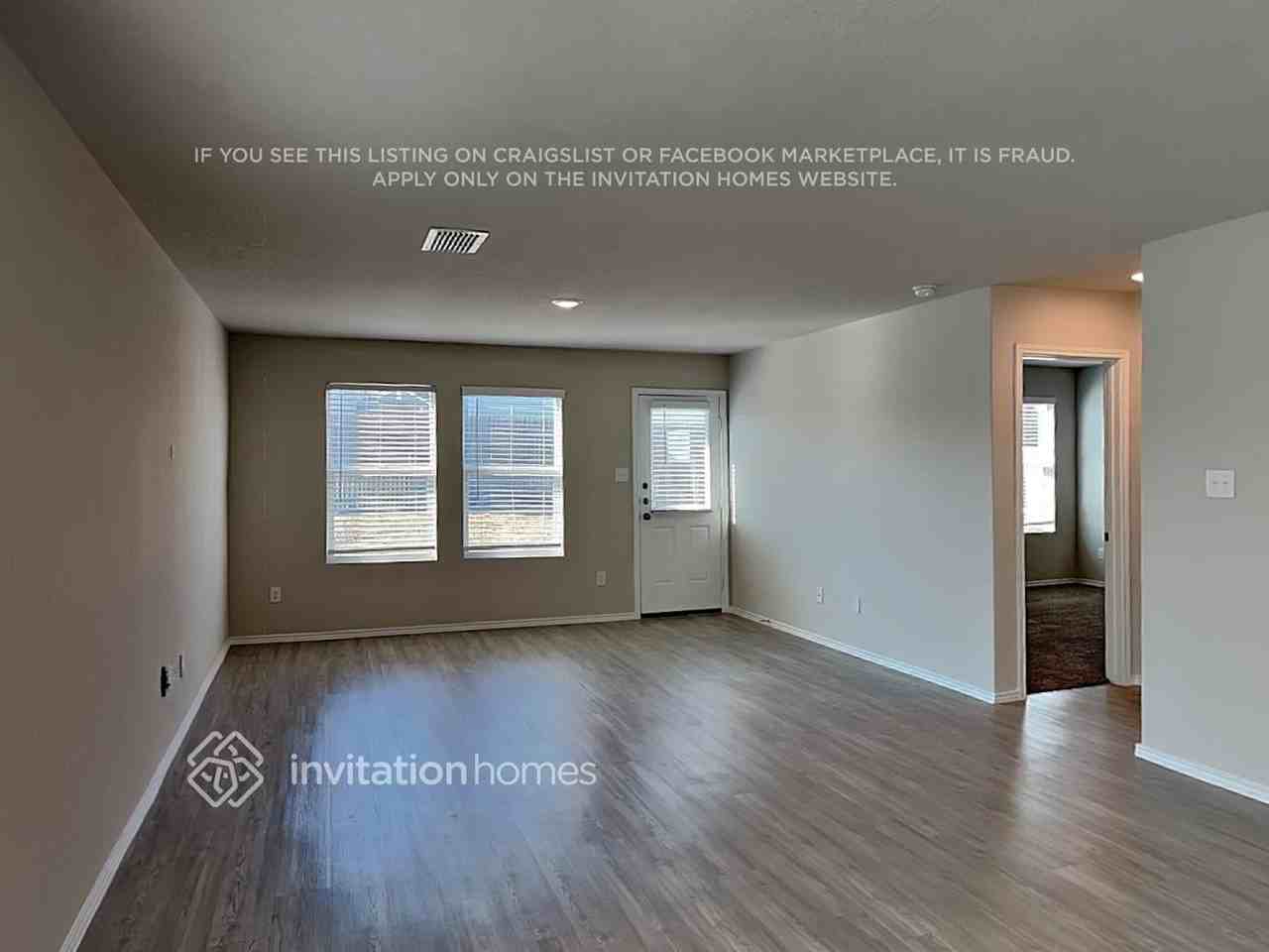 5713 Verracio Court - Photo 3 of 18