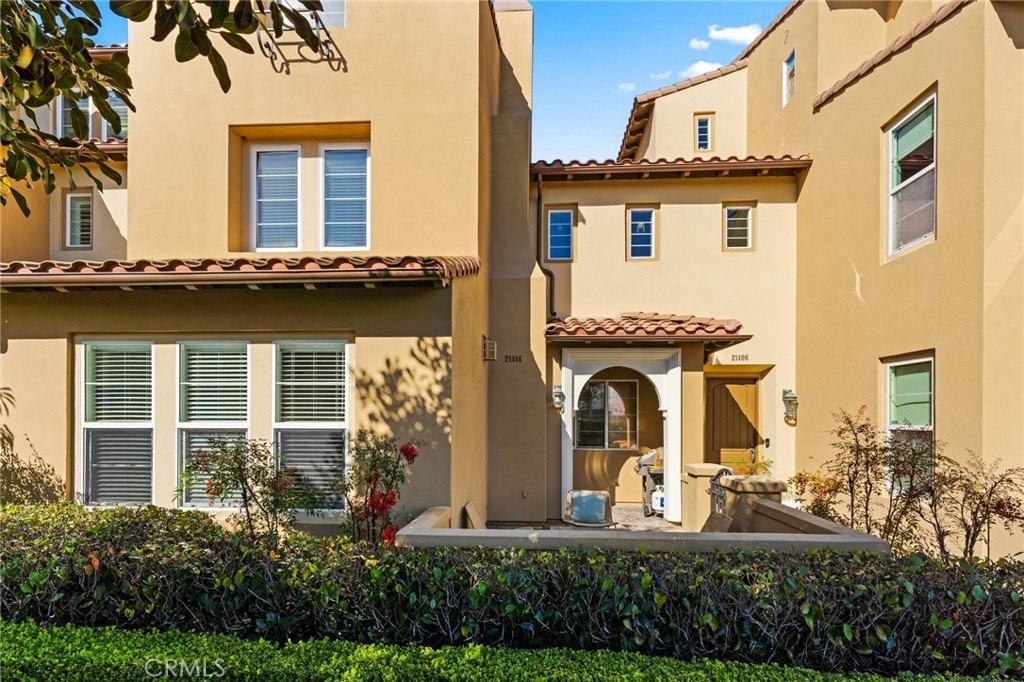 21414 Vera Circle - Photo 4 of 50