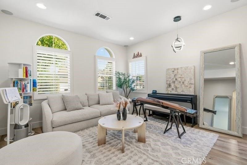 16452 Quail Ridge Lane - Photo 2 of 25