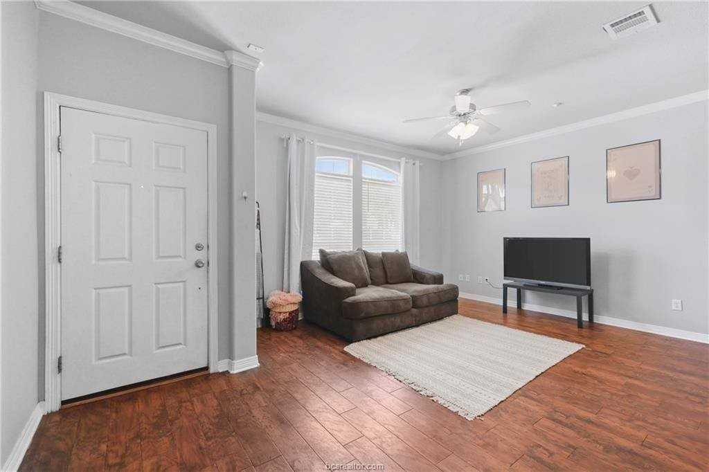 305 Holleman Dr #1205 - Photo 4 of 30