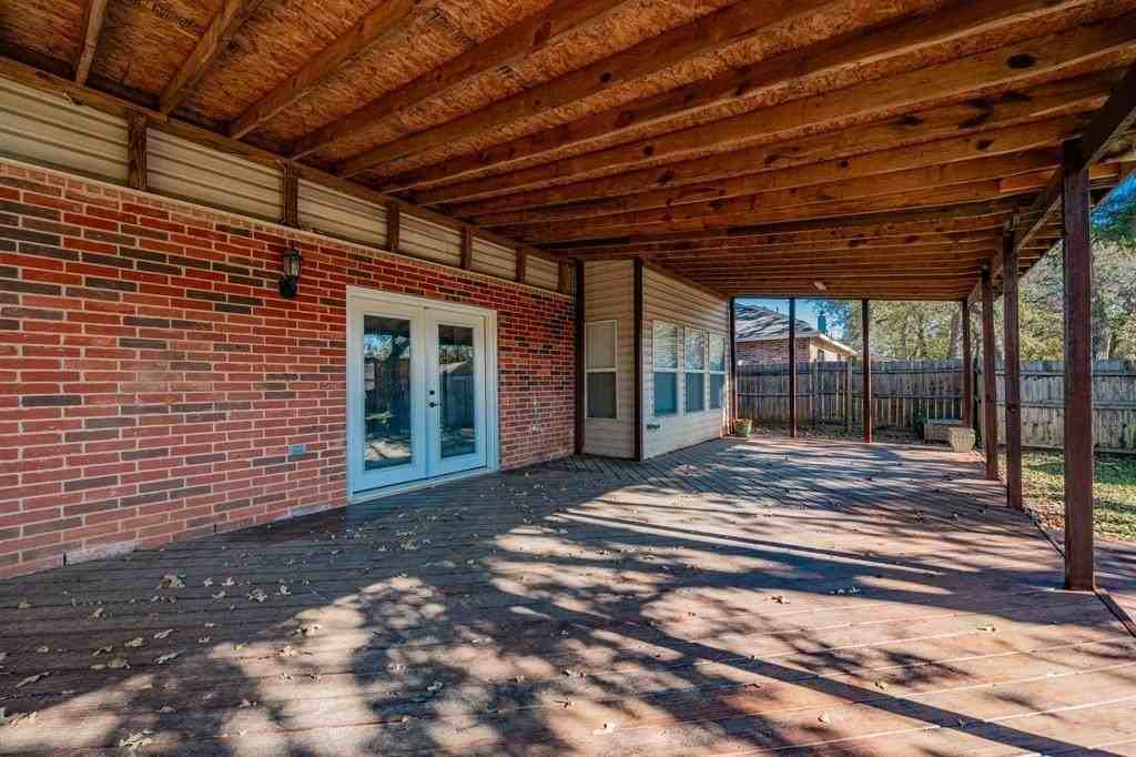 2001 Barton Springs Dr - Photo 3 of 37