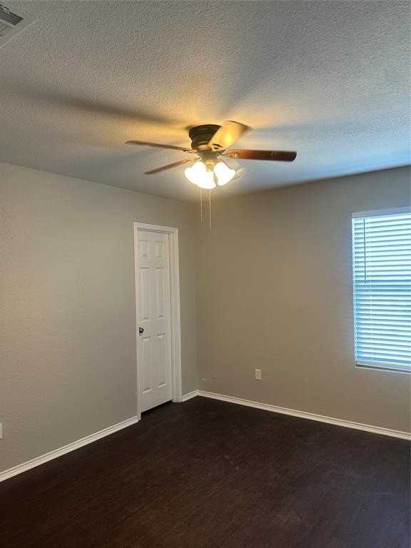 12401 Steel Wood Ln - Photo 4 of 6