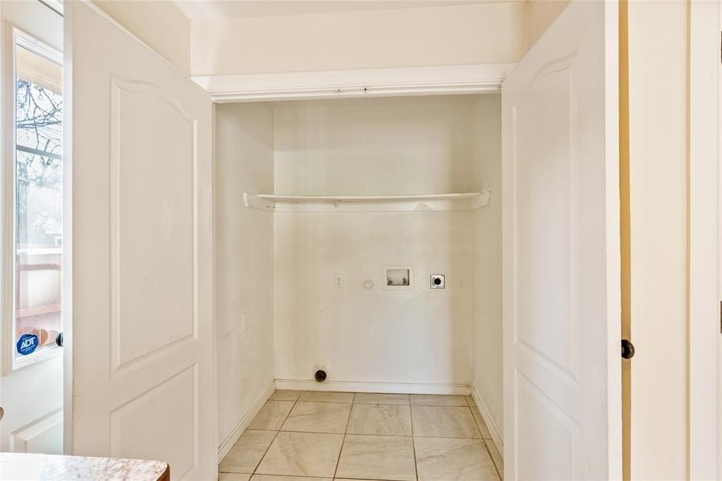 202 N Harrison Ave - Photo 4 of 26