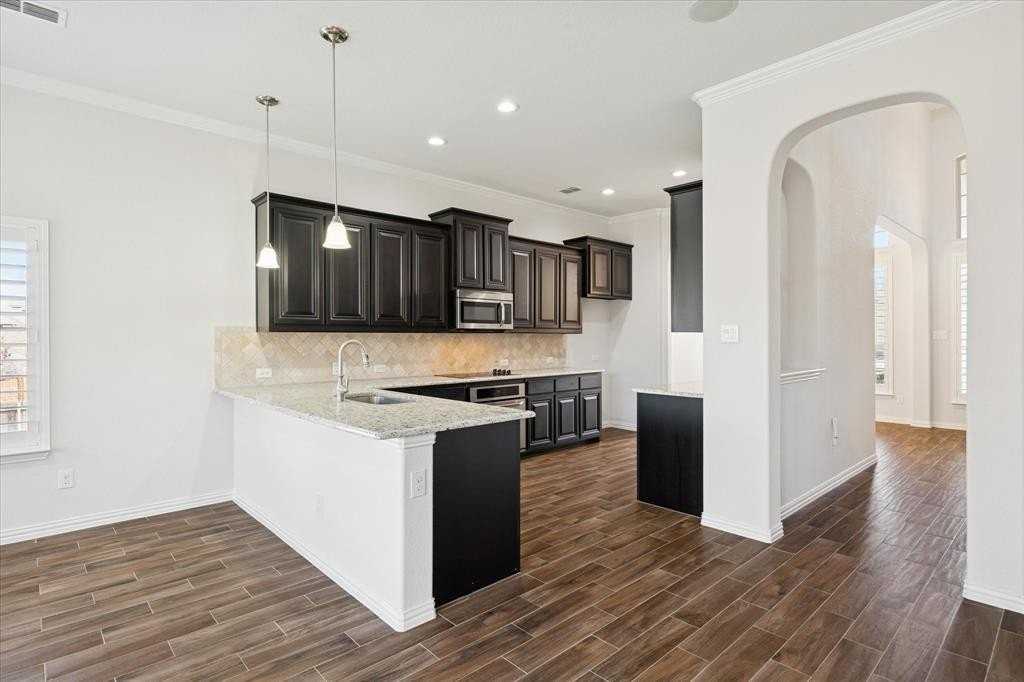 5805 Canyon Oaks Ln - Photo 7 of 24