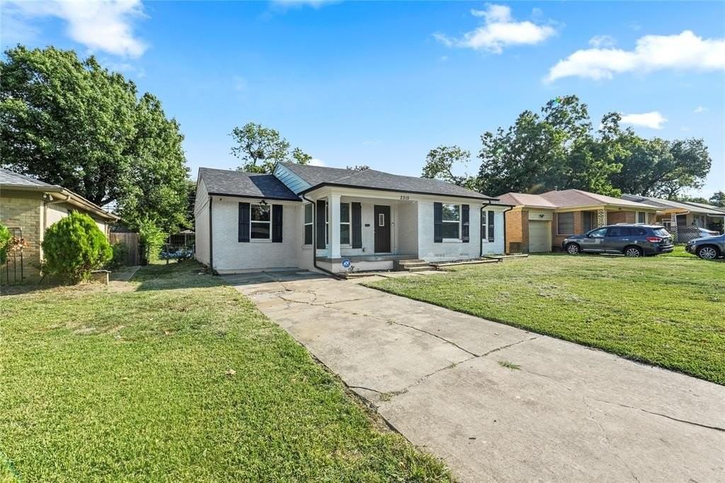 2315 Housley Drive - Photo 2 of 22